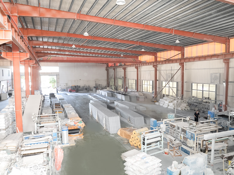 Spazi di fabbrica e uffici